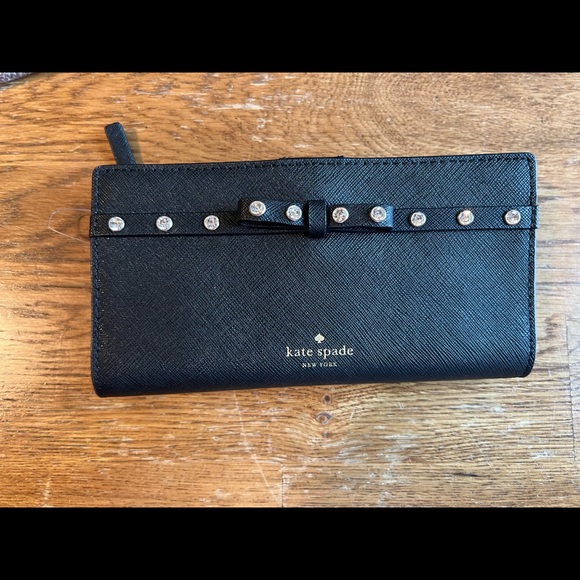 Kate Spade Laurel Way Jeweled Stacy Wallet - Picture 1 of 3